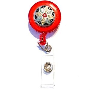 Retractable badge holder